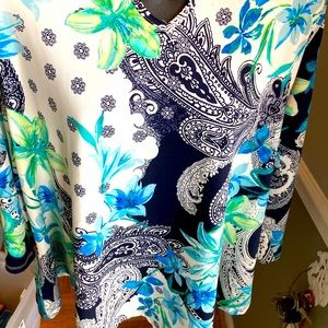 3/25 GUC Avenue silky t shirt